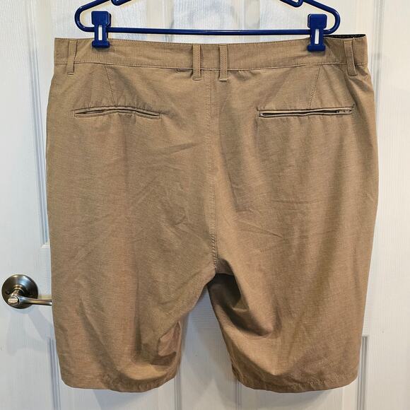 KNQR Mens Quick Dry 4-Way Stretch Outdoor Shorts Tan Size 40 Performance Fit - Picture 2 of 6